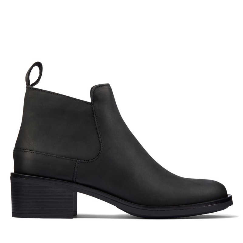 Black Clarks Memi Zip Leather Women's Chelsea Boots | 05936-GLER