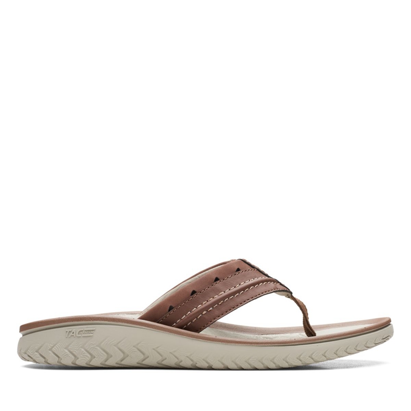 Brown Clarks Wesley Post Men's Flip Flops | 90147-USNA