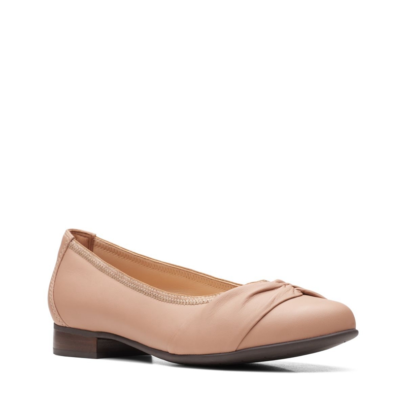 Apricot Clarks Un Blush Wish Praline Leather Women's Pumps | 14785-BURO