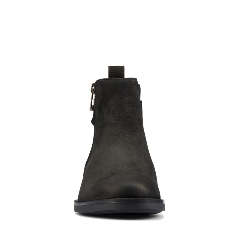 Black Clarks Memi Lo Nubuck Women's Chelsea Boots | 14309-SIDK