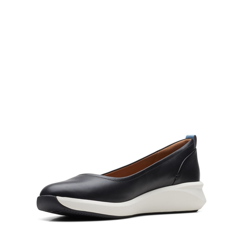 Black Clarks Un Rio Vibe Leather Women's Pumps | 91752-GPUQ