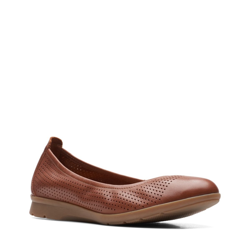 Brown Clarks Jenette Ease Tan Leather Women's Flat Shoes | 68973-NKYZ