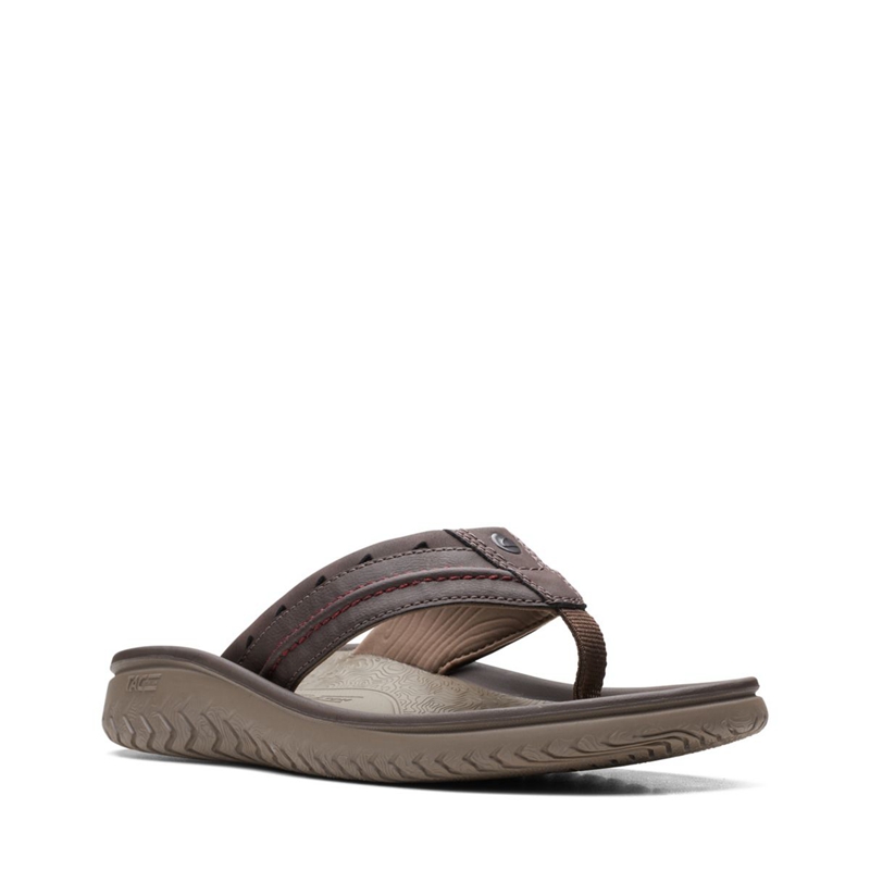 Brown Clarks Wesley Post Men's Flip Flops | 48973-CKFW