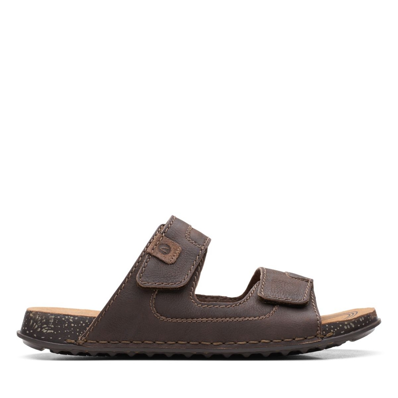 Dark Brown Clarks Crestview Easy Lea Men\'s Sandals | 72061-IHCP