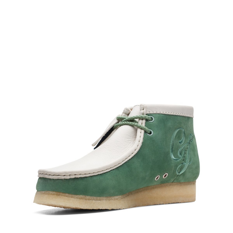 Green Clarks VCY Nubuck Men's Desert Boots | 59612-ASFZ