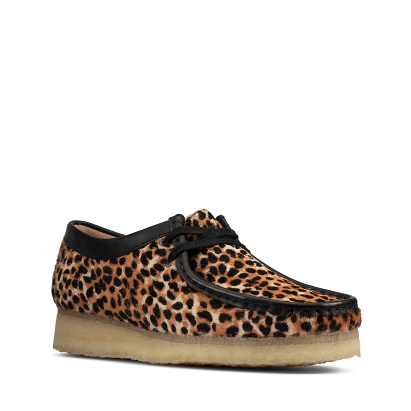 Leopard Clarks Wallabee Print Women's Slip Ons | 04837-BDYR