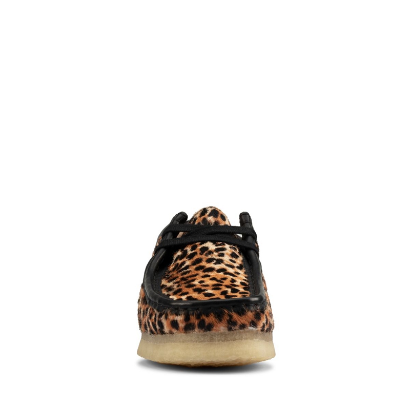 Leopard Clarks Wallabee Print Women's Slip Ons | 04837-BDYR