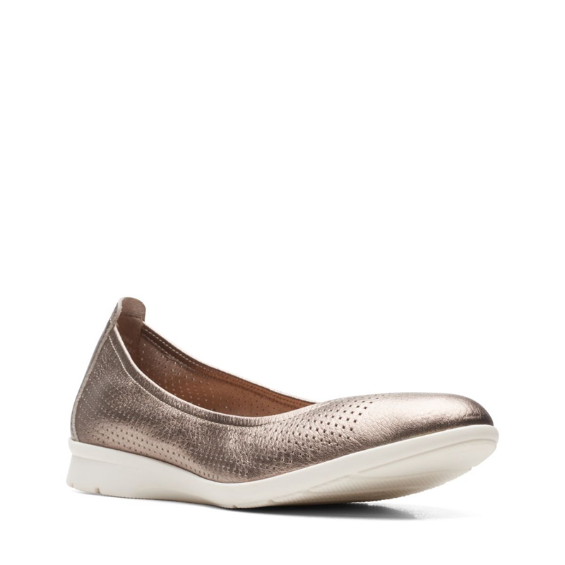 Platinum Clarks Jenette Ease Leather Women's Flat Shoes | 58742-CJIX