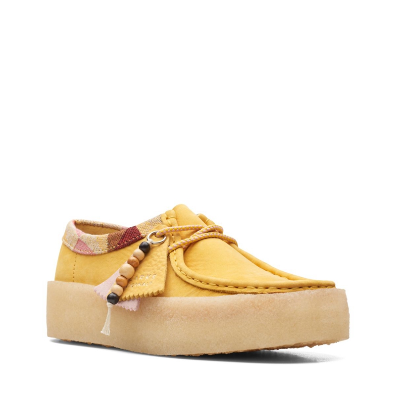 Yellow Clarks Wallabee Cup Nubuck Women's Slip Ons | 56427-SABN